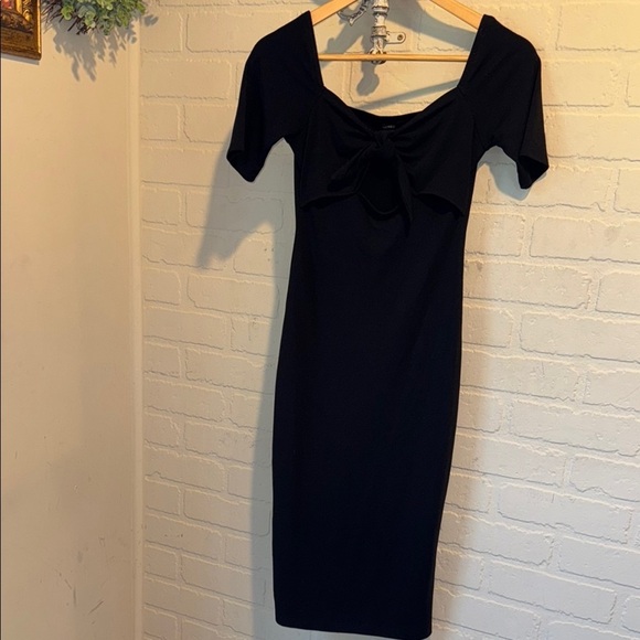 F21 midi dress bodycon Black cut out tie front short sleeve stretch small NWT - Picture 2 of 6